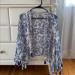 Hollister Kimono